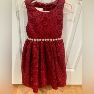 Christmas dress red lace in perfect condition